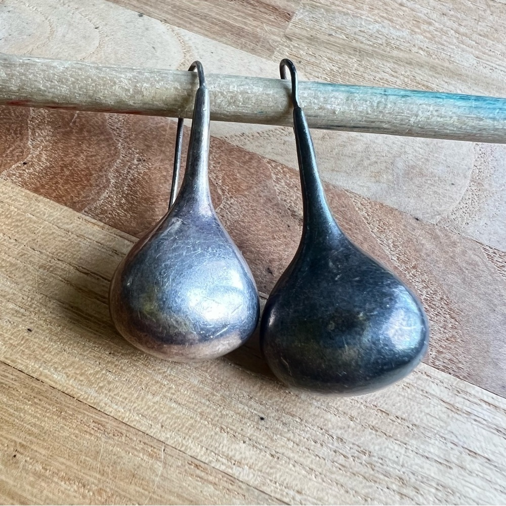 Vintage Sterling silver puffy teardrop earrings on hooks
